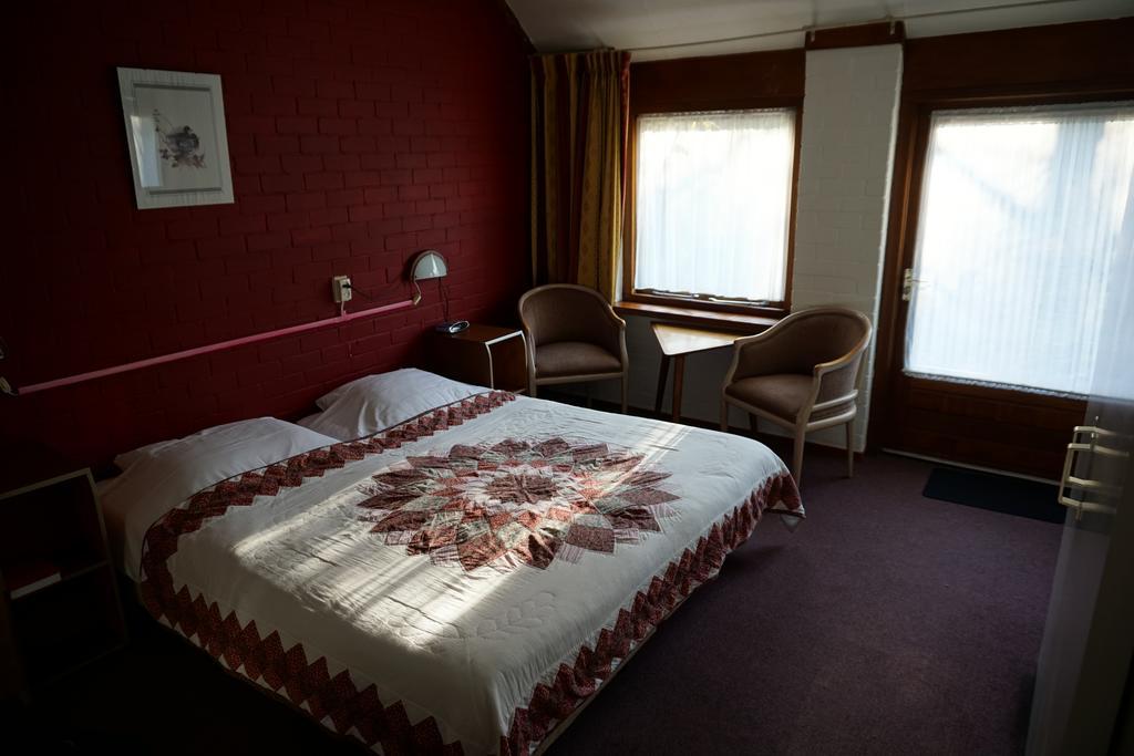 Lucy'S Inn Eesergroen Dış mekan fotoğraf