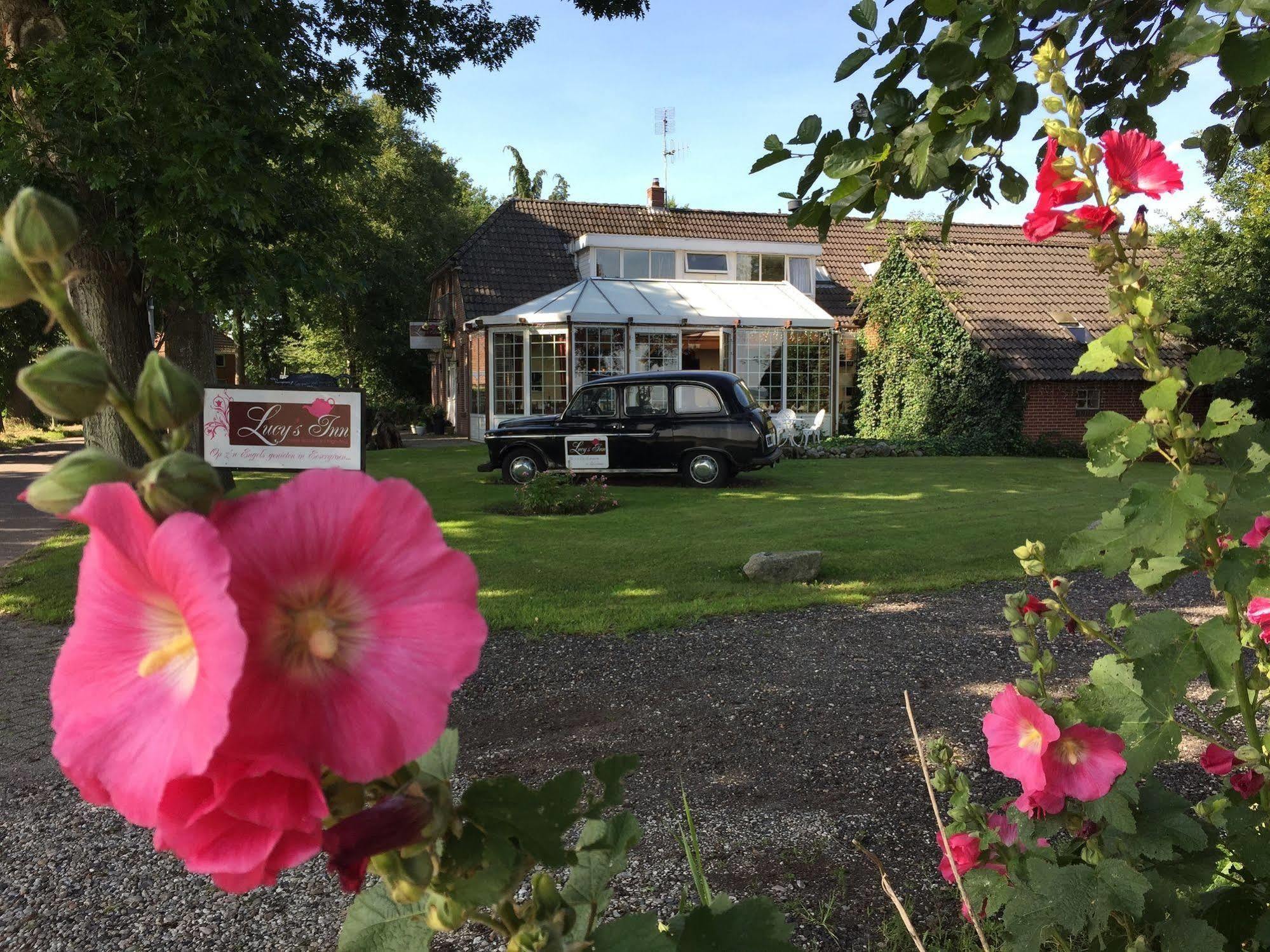 Lucy'S Inn Eesergroen Dış mekan fotoğraf